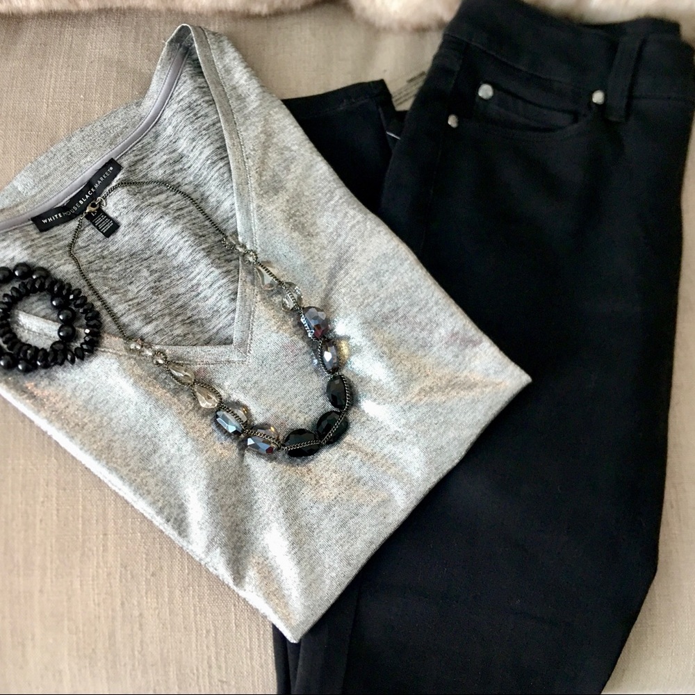 Tahari Black “Chloe” Skinny Jeans